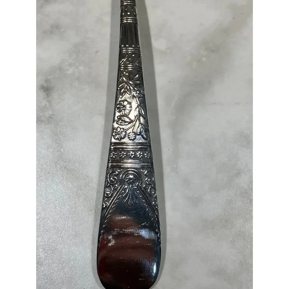 1847 Rogers Bros A1 Lorne Silverplate Pierced Sugar‎ Shell Spoon 1878
